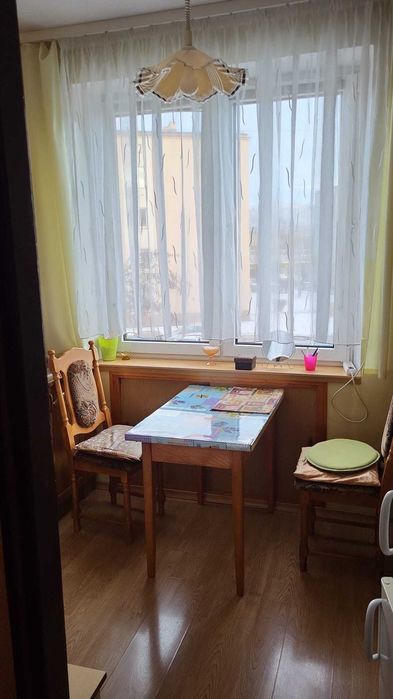 Dwa pokoje z balkonem pierwsze piętro