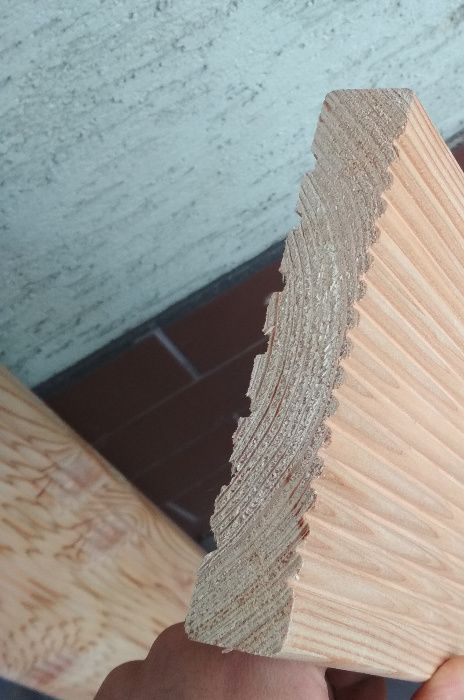 Deska tarasowa, ryflowana modrzew europejski 28x145mm