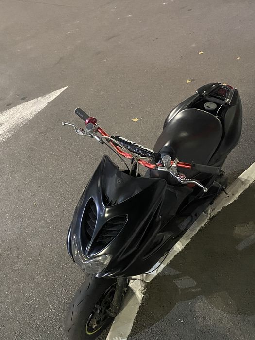 Yamaha aerox , ne slider ,neos,bws,malaguti,jog,aprilia