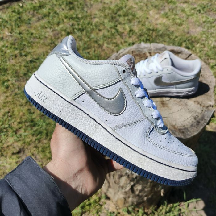 Nike Air Force 1 білі  36.5 . жіночі - підліткові .