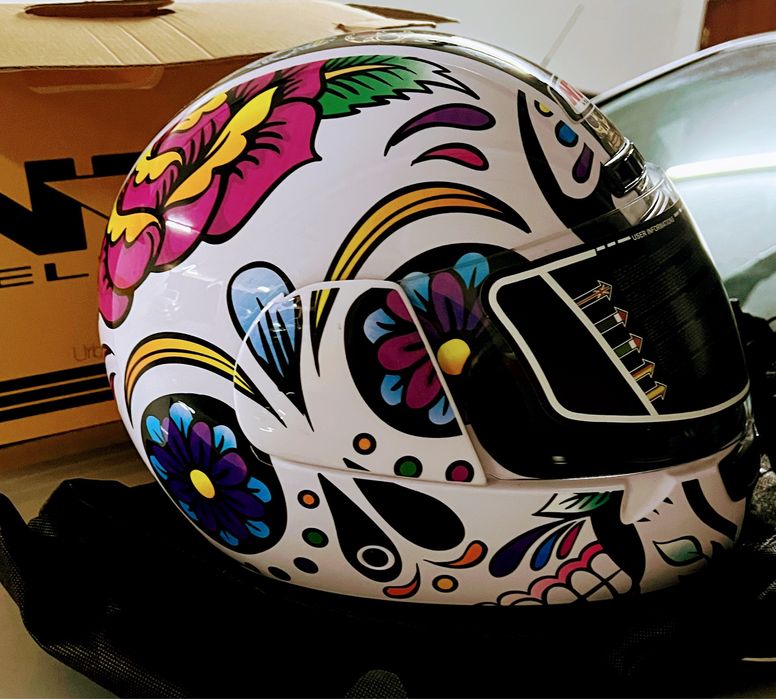 Capacete NZI Activy 3 – Edição Sugar Skulls Branco – Novo