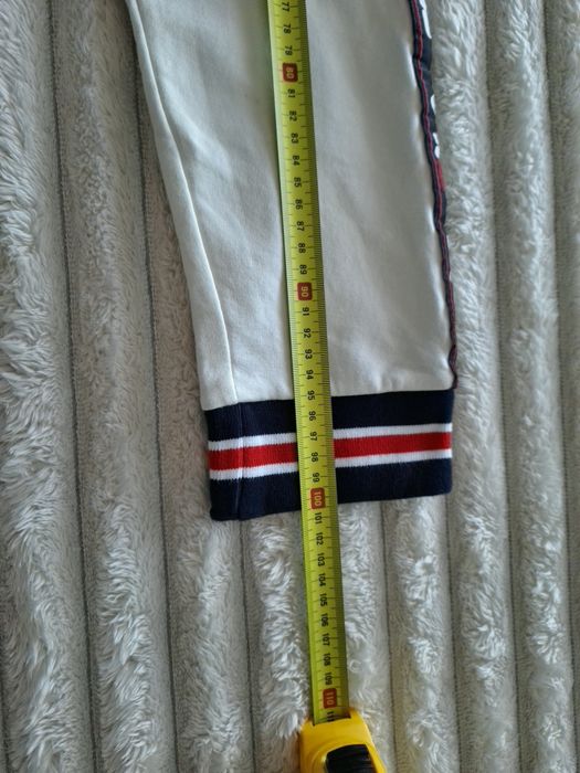 Białe legginsy dresowe Fila XS
