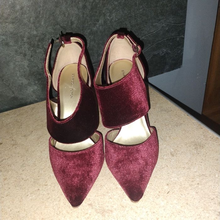 Buty na obcasie damskie