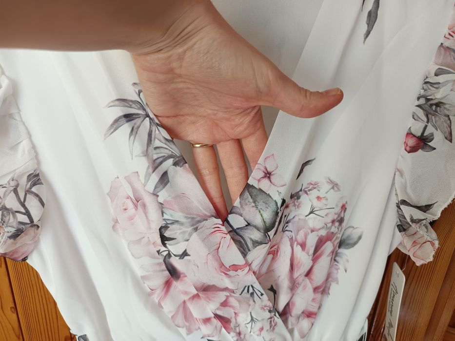 Zwiewna sukienka Amareno Moda