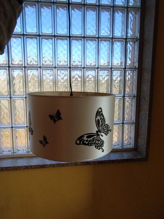 Candeeiros Suspensos