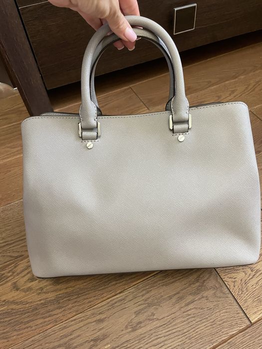 Сіра шкіряна сумка michael kors