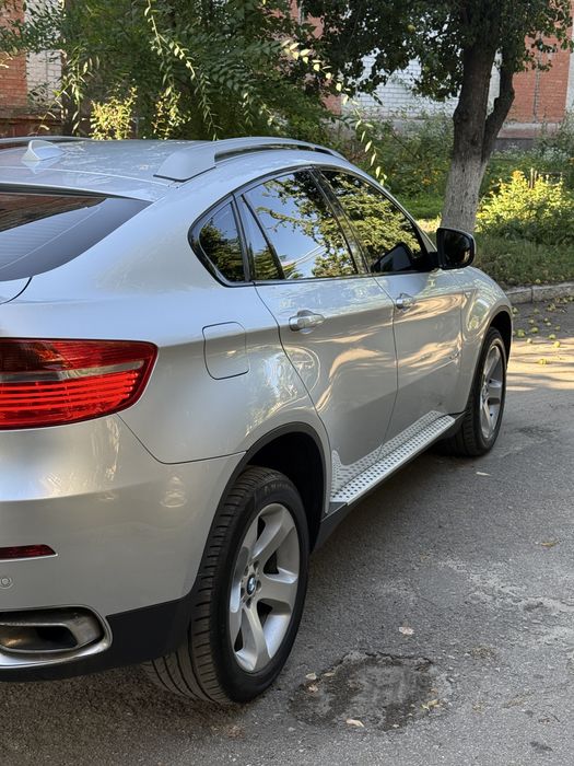 Продам BMW X6 e71 40D