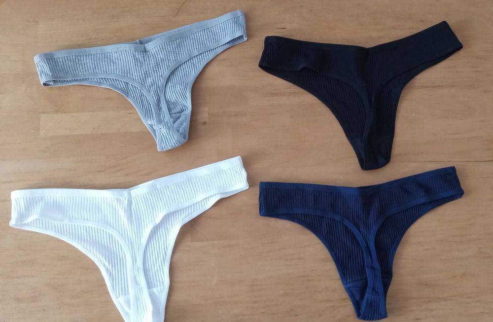 Stringi damskie zestaw 4 szt.