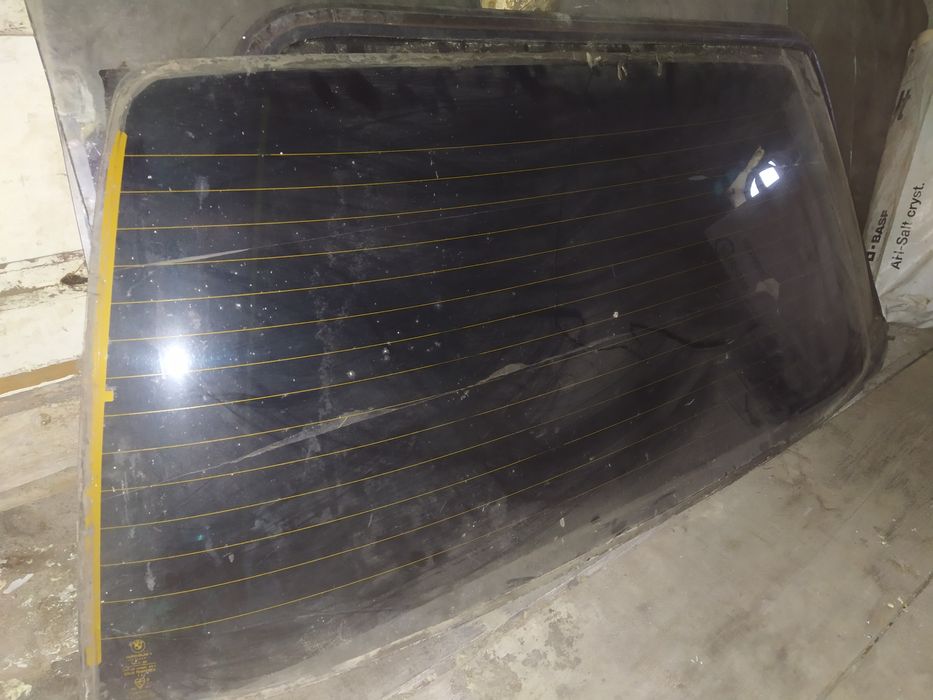 Стёкла BMW e21 .