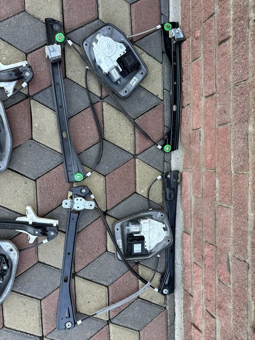 Склопідйомник Стеклопідйомники VW Golf 5 Golf 6 Golf 5 Plus