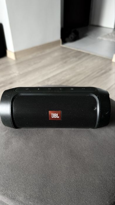 Witam mam do sprzedanie glosniczek Marki JBL  Charge 2+