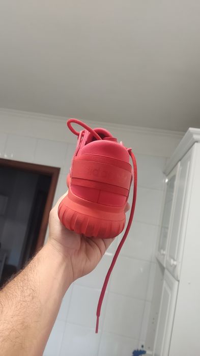 Adidas tubular t.40