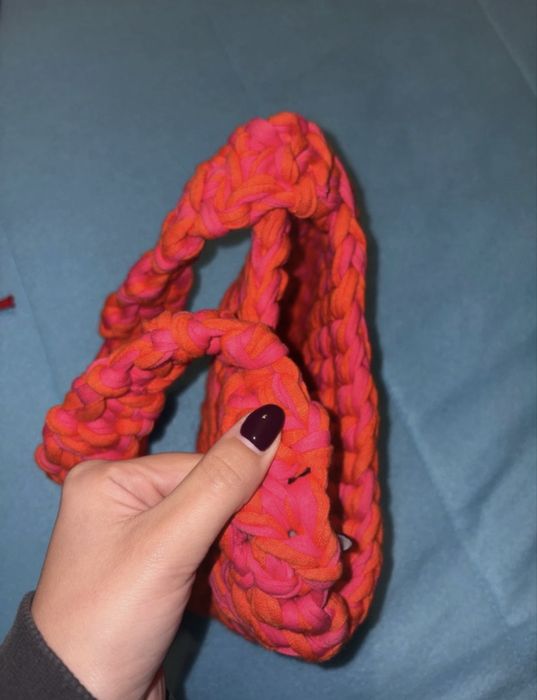 Mala Crochet Feita a mao