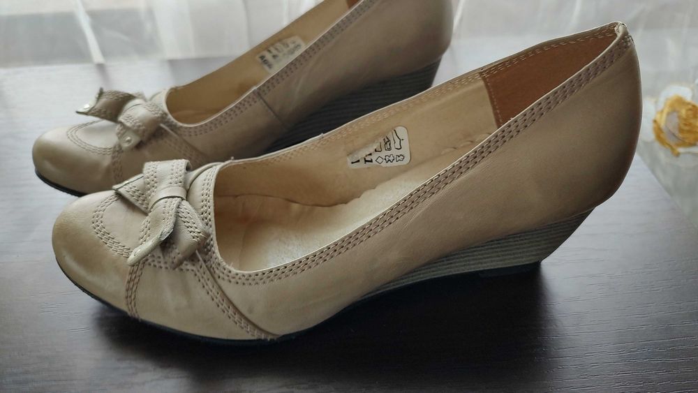 buty kokarda 41 AGA skórzane, balerinki, czółenka