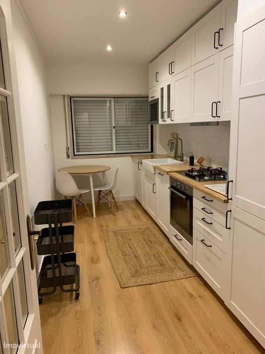 T1 São Marcos remodelado mobilado com elevador, varanda e arrecadação