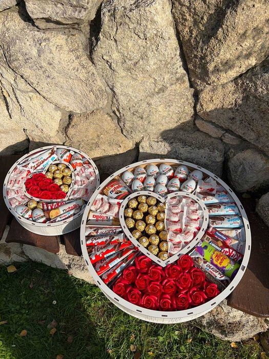 Подарочный бокс с конфетами, набор конфет на подарок большой выбор