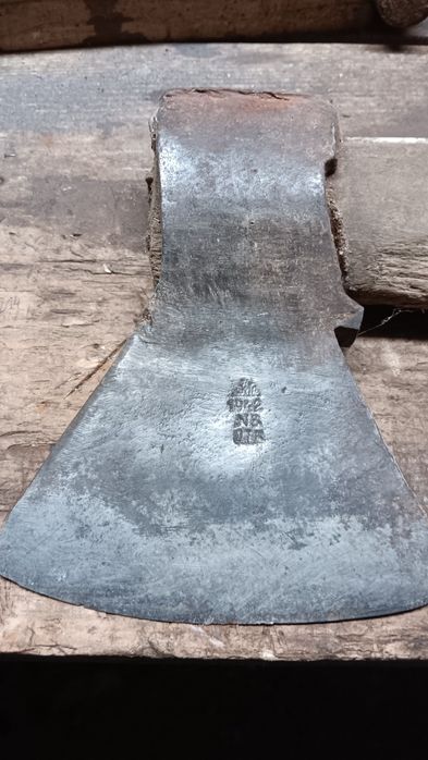 Ruska siekiera  ZIK 1942