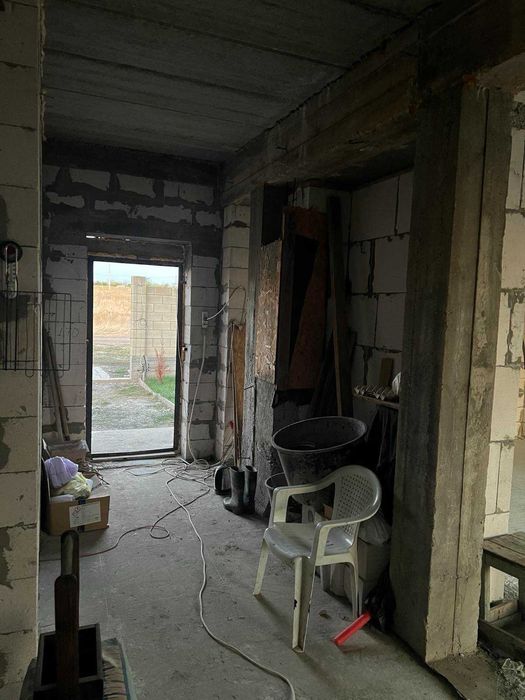 (13) Продам новий будинок в с.Прилиманське (нова нарізка).