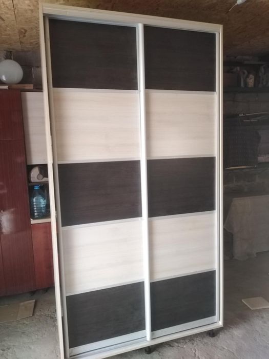 Шафа купе на 2 двері.