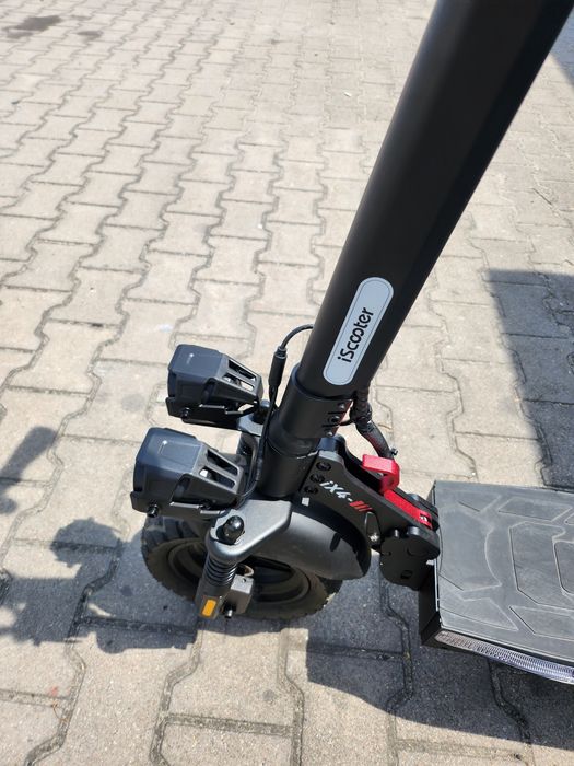 iScooter iX4 800W – hulajnoga elektryczna 45 km/h, zasięg 45 km, 10"