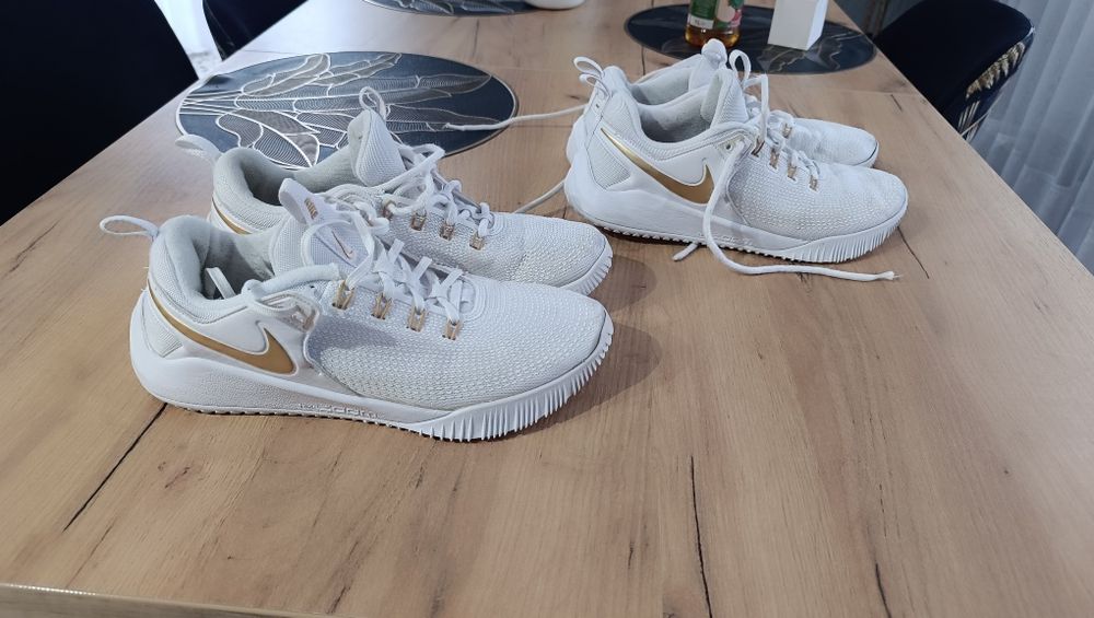 Buty Nike dł. wkładki ok. 28cm
