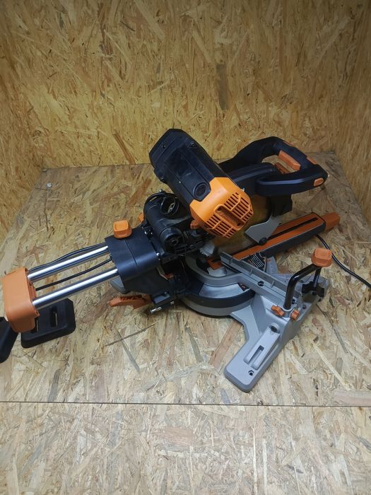 Ukosnica z posuwem Evolution r255 sms-db