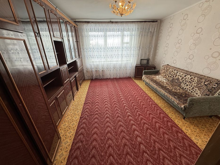 Здам 2 кім по Мрії меблі та техніка