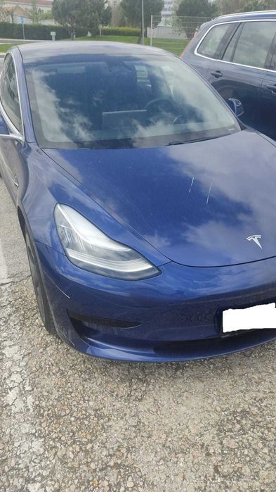 Vendo empresa TVDE com 2 Tesla
