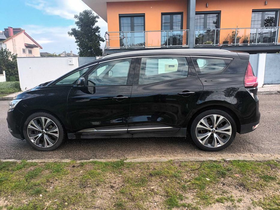 carro renault scenic