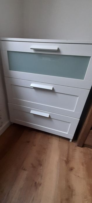 comoda ikea brimnes 3 gavetas