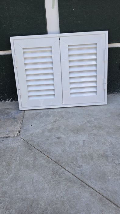 Janelas alumínio com oscilobatente
