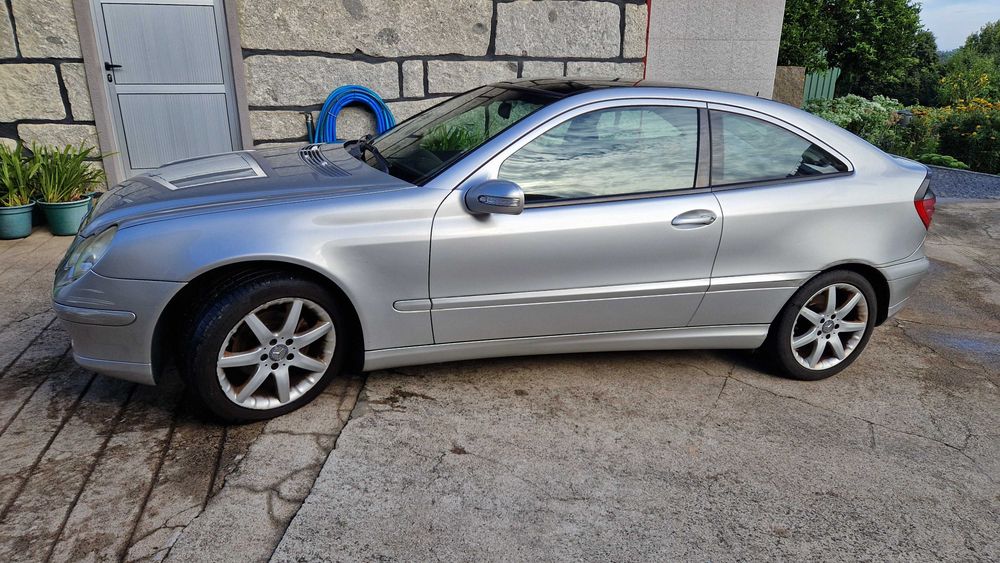 Mercedes-Benz C220 CDI Coupé Evolution