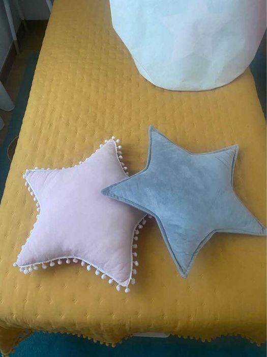 Almofadas e Saco de Arrumação