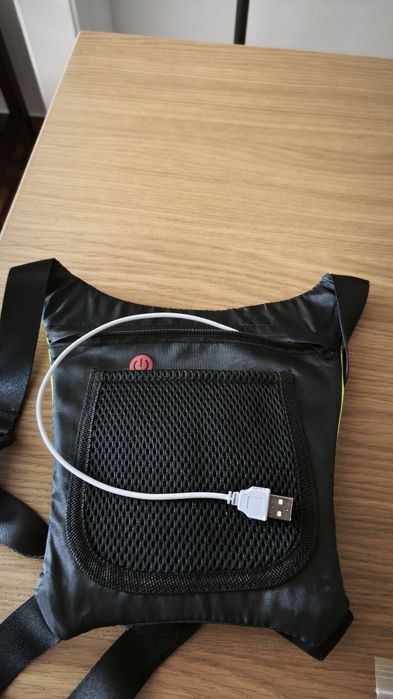 Colete de Sinalização LED com Comando Sem Fios - Bicicleta / Trotinete