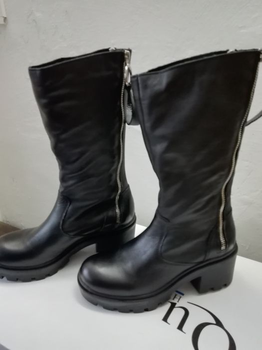 Жіночі сапоги. Італія.