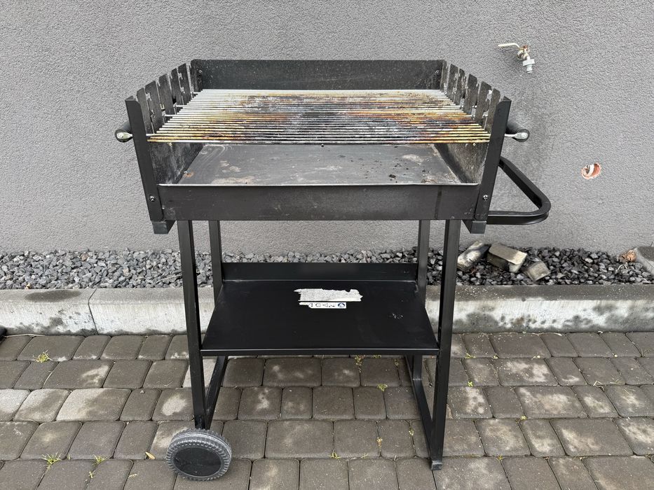 Uzywany grill weglowy 2 ruszty