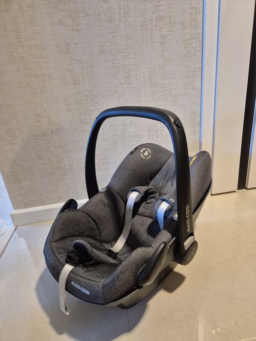 MAXI-COSI Fotelik Pebble Pro i-size Baza isofix