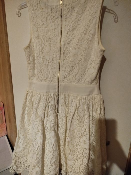 Sukienka elegancka koronkowa rozmiar M