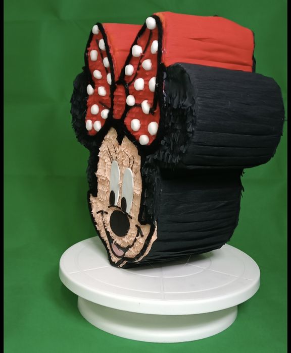 Piñata Minnie artesanal – ideal para aniversário infantil