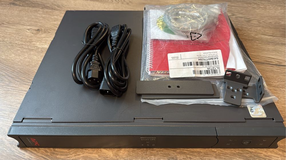 ИБП APC Smart UPS SC 450VA 1U для серверної