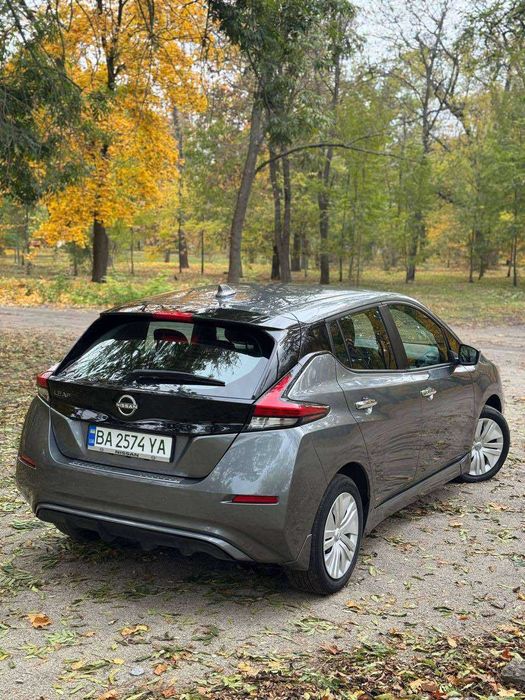 Автомобіль єлектричний Nissan Leaf
