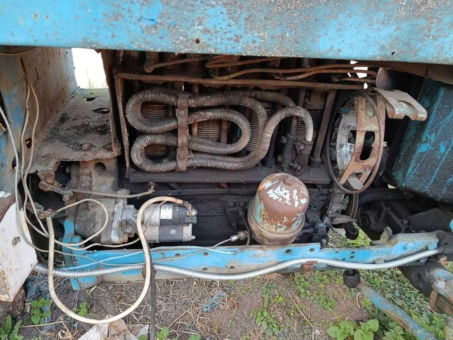 Розбираю Трактор т-40