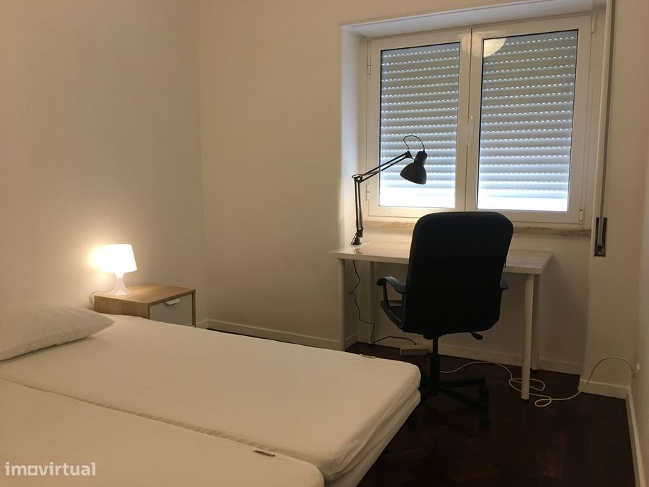 T3+1 com renovação recente e completamente equipado e mobilado