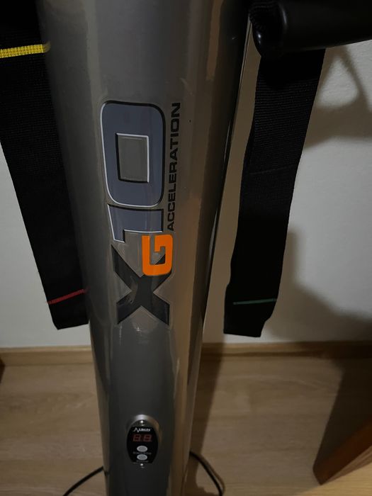 Vibrating Platform447214935857571842