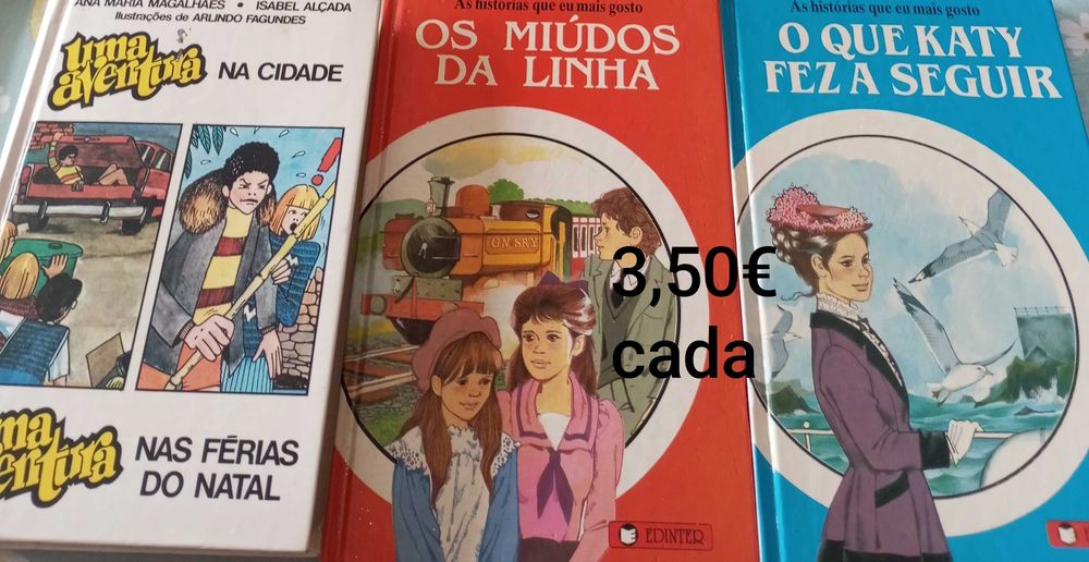 Livros infantis e dominó antigos