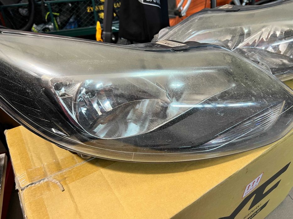 Lampy Ford Fokus MK3
