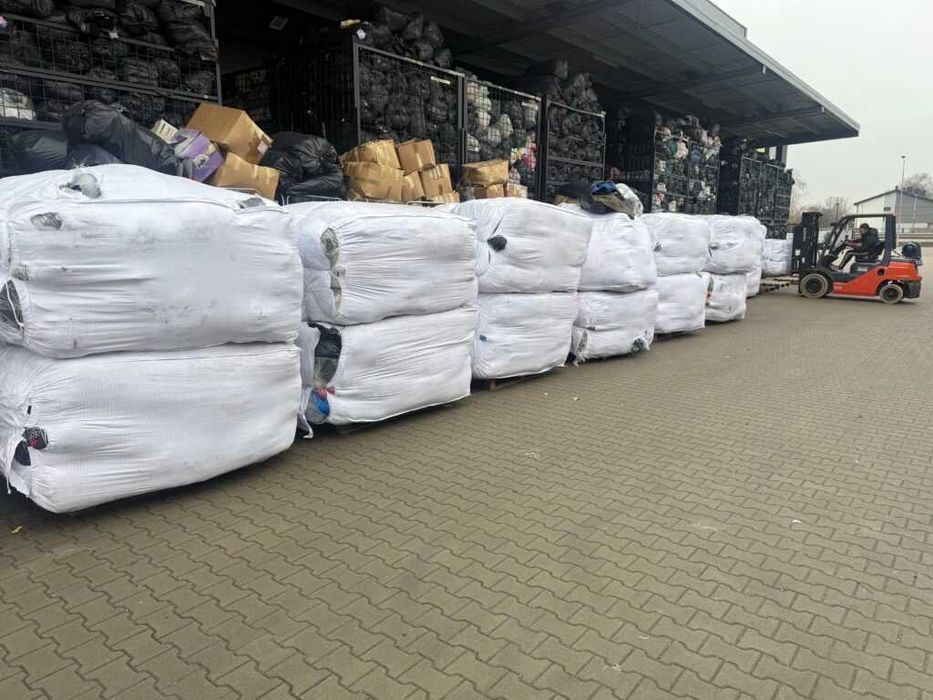 Odzież używana niesortowana z Danii - Bezpośredni importer!