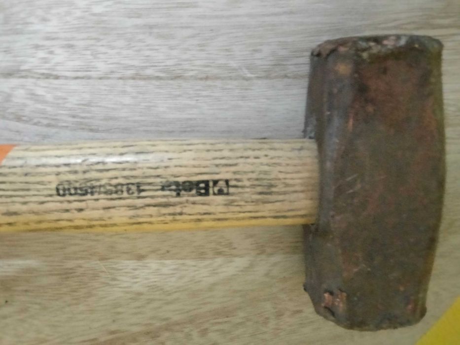 Mascota de cobre marca beta  usado em bom estado.