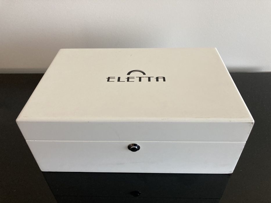 ELETTA Caixa e braceletes