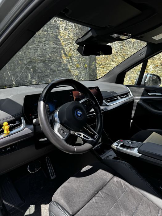 BMW semi novo ..